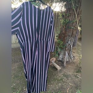 4x Who What Wear Jumpsuit/Romper, seldom worn, has fabric belt